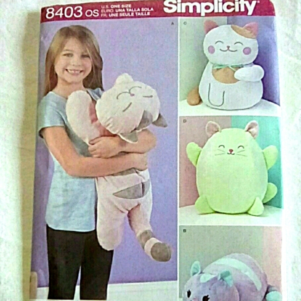Simplicity 8403 Stuffed Kitties in 4 styles